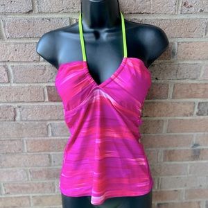 *NWT* Arizona Jean Co. halter bikini top. Multi-Color. In size medium.